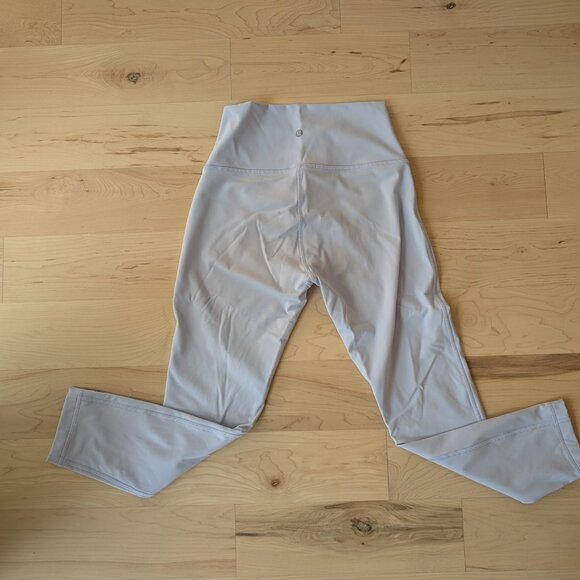 Wunder Under High-Rise Crop 23" *Full-On Luxtreme - Picture 3 of 4